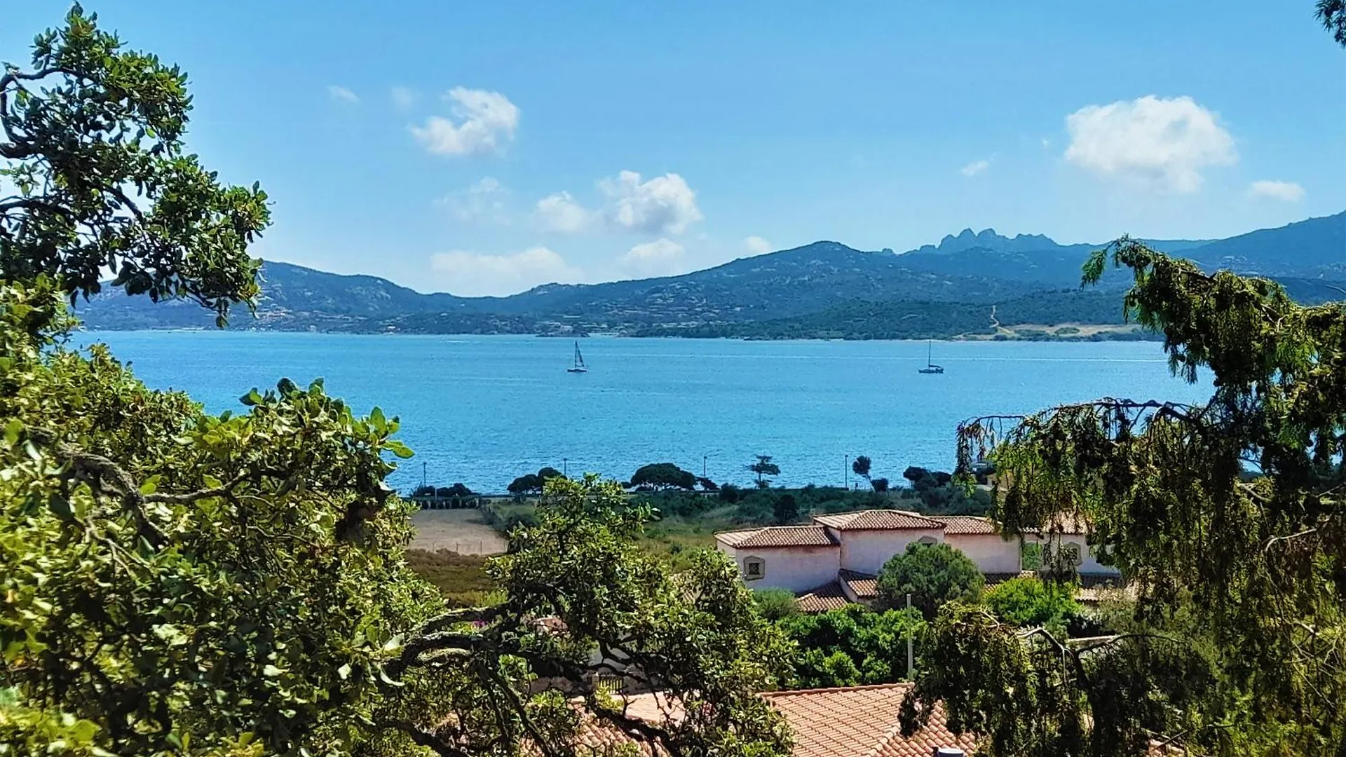 Charming Villa With Sea View Cannigione