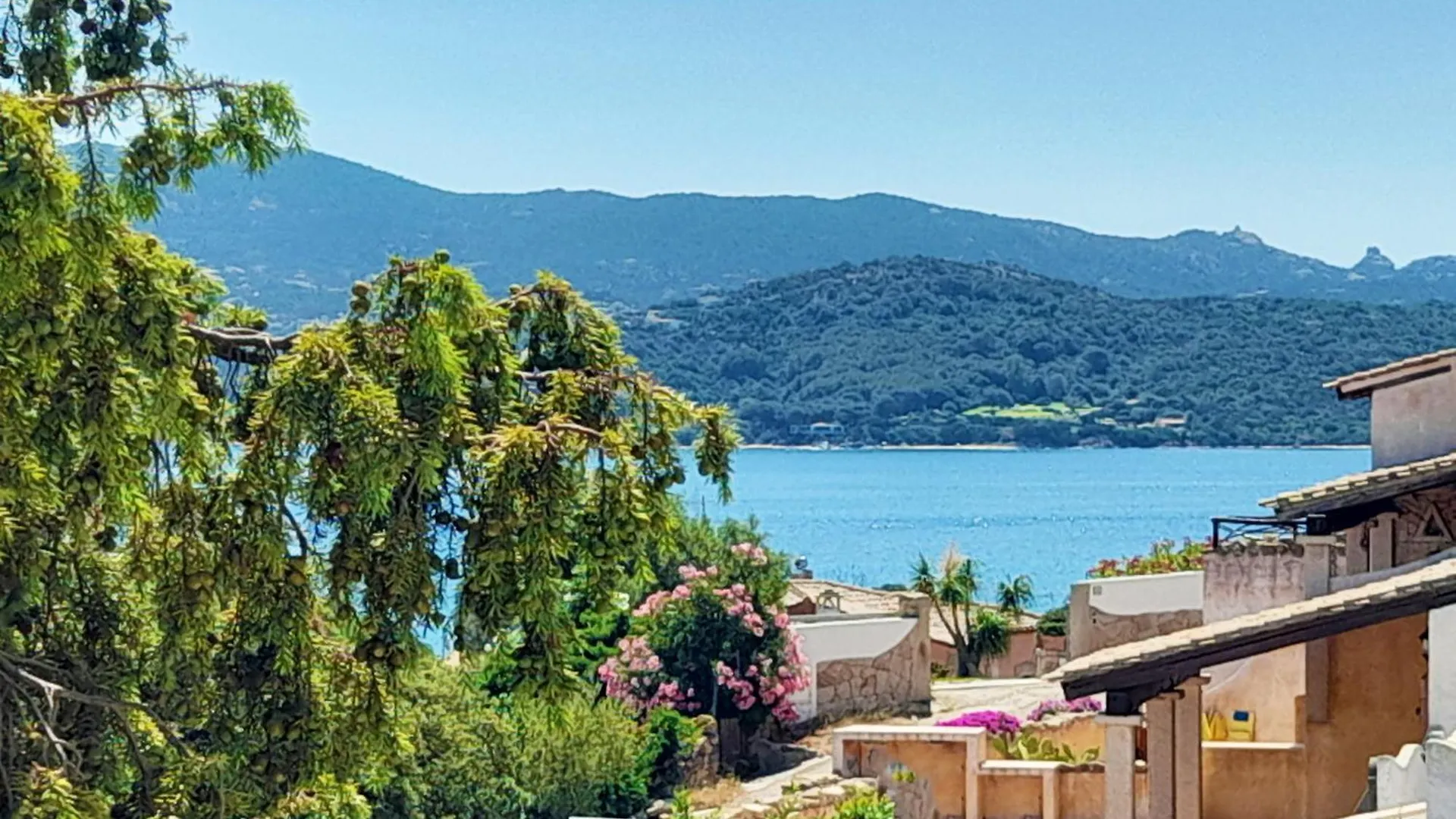 Charming Villa With Sea View Cannigione