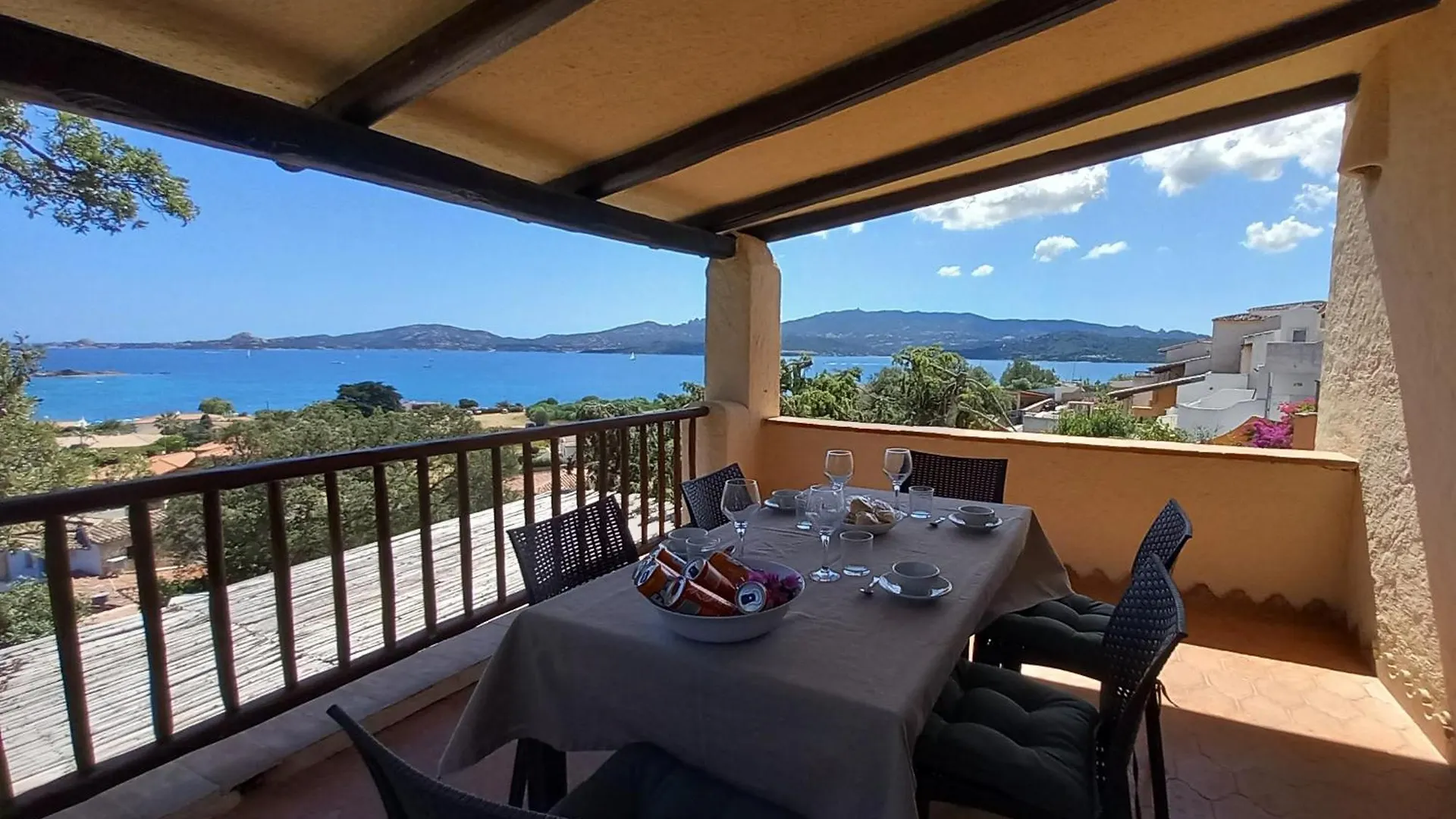 Charming Villa With Sea View Cannigione