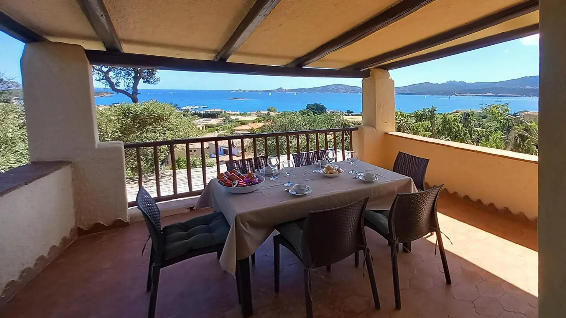 Charming Villa With Sea View Cannigione